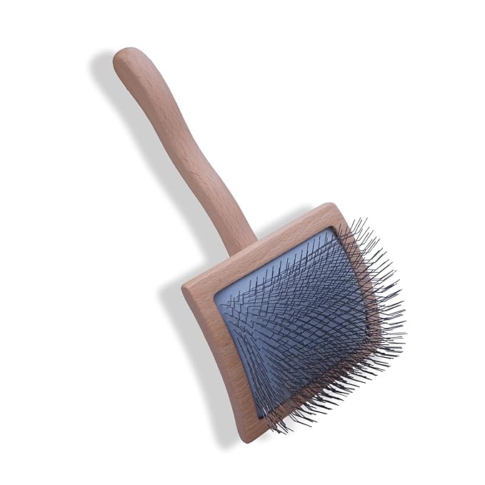 Big slicker brush for large dogs - Dog Brush for Shedding & Long Hair Cats Tool: Thick Coat Daily Care Painless Mat Remover Trusted by Pet Owners" (natural wood color)