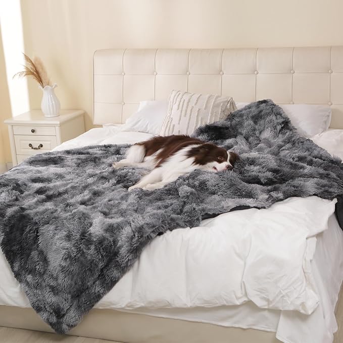 gogobunny Waterproof Dog Blanket for Large Dogs, Cats, Puppy, Reversible Faux Fur Pet Throw Blanket, Washable,Calming Furniture Protection for Sofa Bed (60x80 Inch (Pack of 1), Tie-dye Grey)