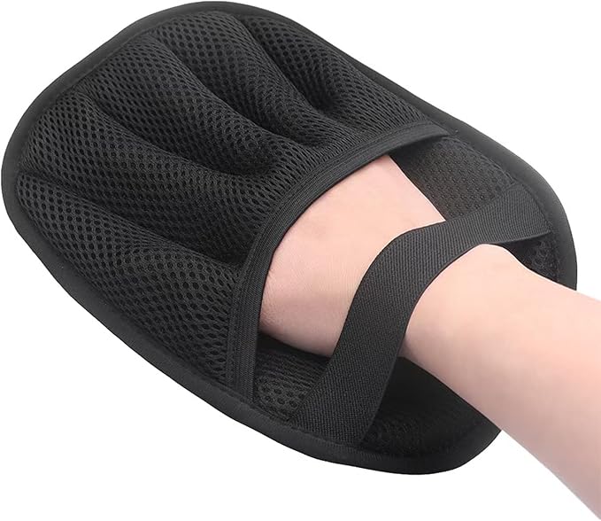 Pet Hair Removal Glove for Cats & Dogs: 1PC Five-Finger Glove for Animal Fur Removal Tool, Pet Hair Remover for Couch,Carpet,Clothes