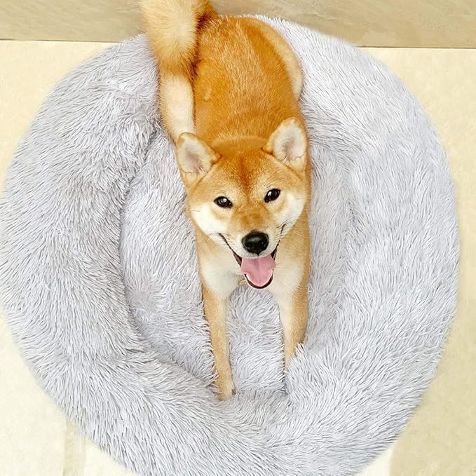 BODISEINT Faux Fur Dog Bed, Shag Round Anti-Anxiety Pet Calming Doughnut Cuddler for Medium Large Puppy Dog Cat Kennel Cushion - Self Warming (28'' D x 8" H, Light Grey)