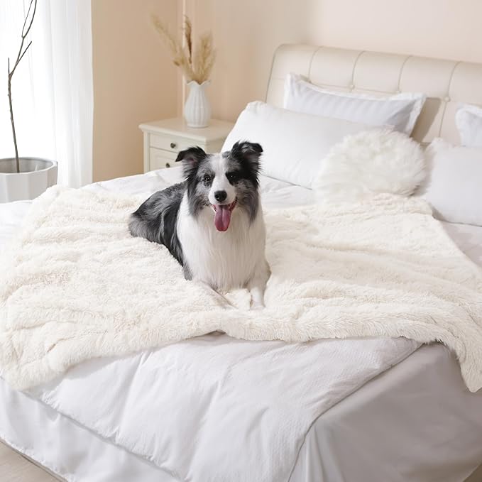 gogobunny Waterproof Dog Blanket for Large Dogs, Cats, Puppy, Reversible Faux Fur Pet Throw Blanket, Washable, Calming Furniture Protection for Sofa Bed (50x60 Inch (Pack of 1), Cream)