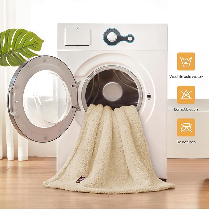 Luciphia Waterproof Pet Blanket for Medium Large Dogs Soft Cat Sherpa Calming Thick Cover Leakproof Cozy Puppy Sofa Bed Car Couch Protector(Beige,30x20 inches)