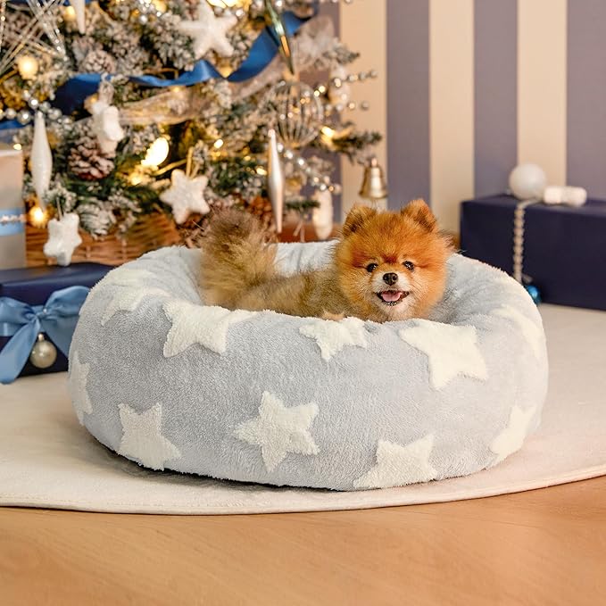 LE SURE Donut Small Dog Bed - Round Cat Beds Indoor Anti-Anxiety Calming Gift for Pets, Washable Cute Modern Beds with Jacquard Shaggy Plush & Anti Slip Bottom, 23 Inch, Christmas Grey