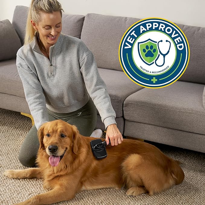 Deshedding Dog Brush for Shedding – Self Clean Cat Brush Deshedding & Grooming Tool for Long Haired and Short Haired Dogs, Slicker Brushes for Dogs, Skin-Friendly, Retractable Bristles, Easy to Clean